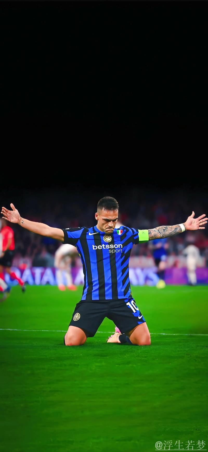 国米2-1力克拜仁！平局即可进欧冠4强，劳塔罗建功，穆勒无力回天